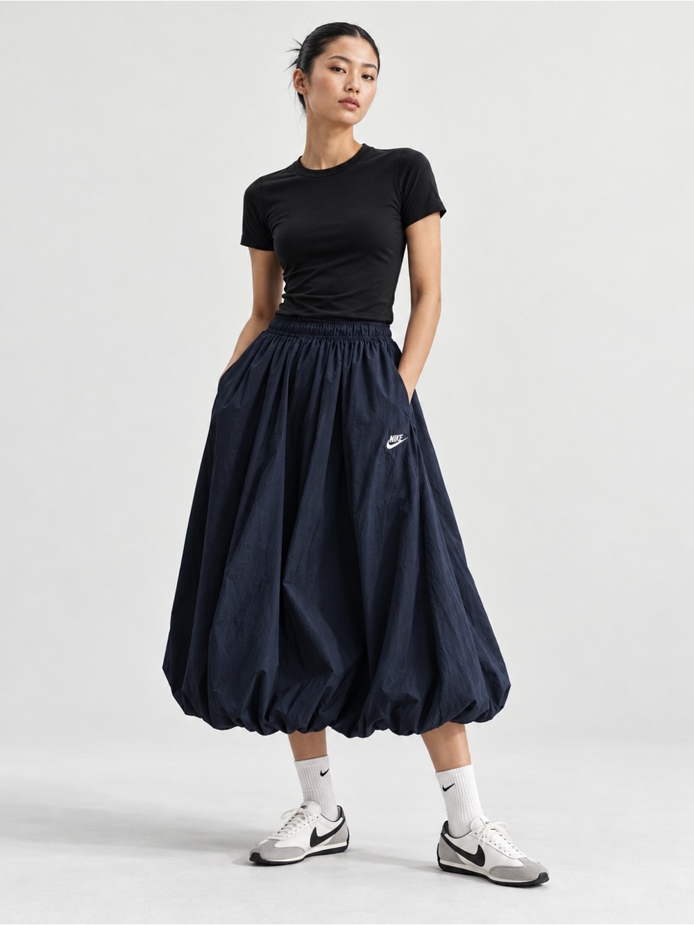 Nike Sportswear Windrunner   Dark Navy Balloon-Hem A-Line Skirt Size S